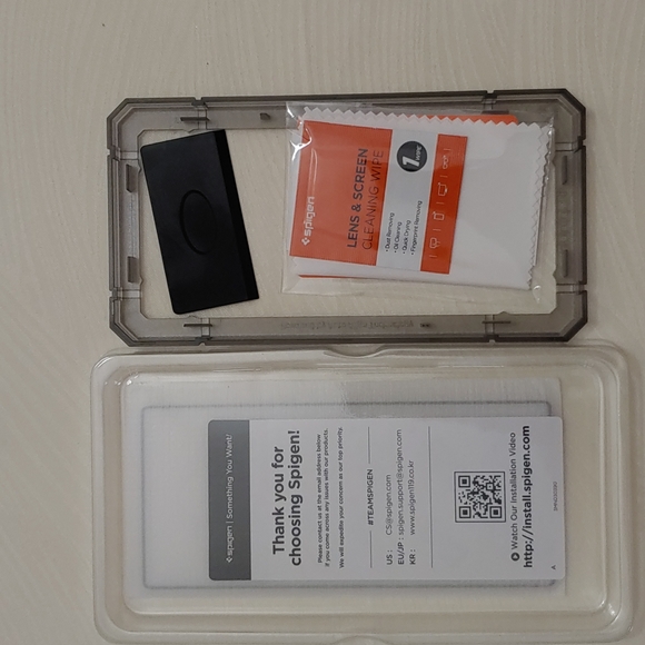 Spigen Glastr Align Master for Google Pixel 6 - Picture 4 of 4